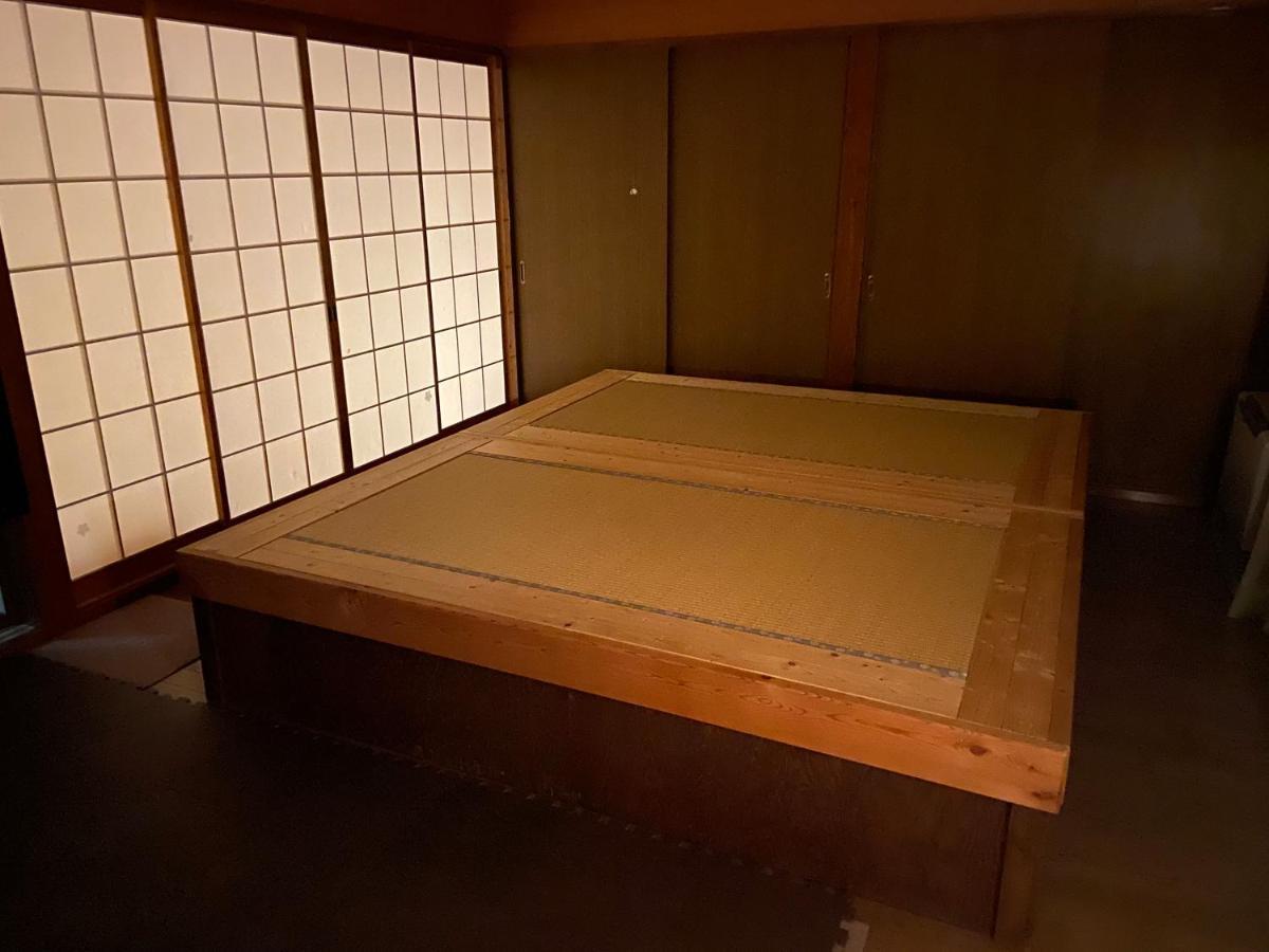 Takayama Ninja House Hotel Exterior foto