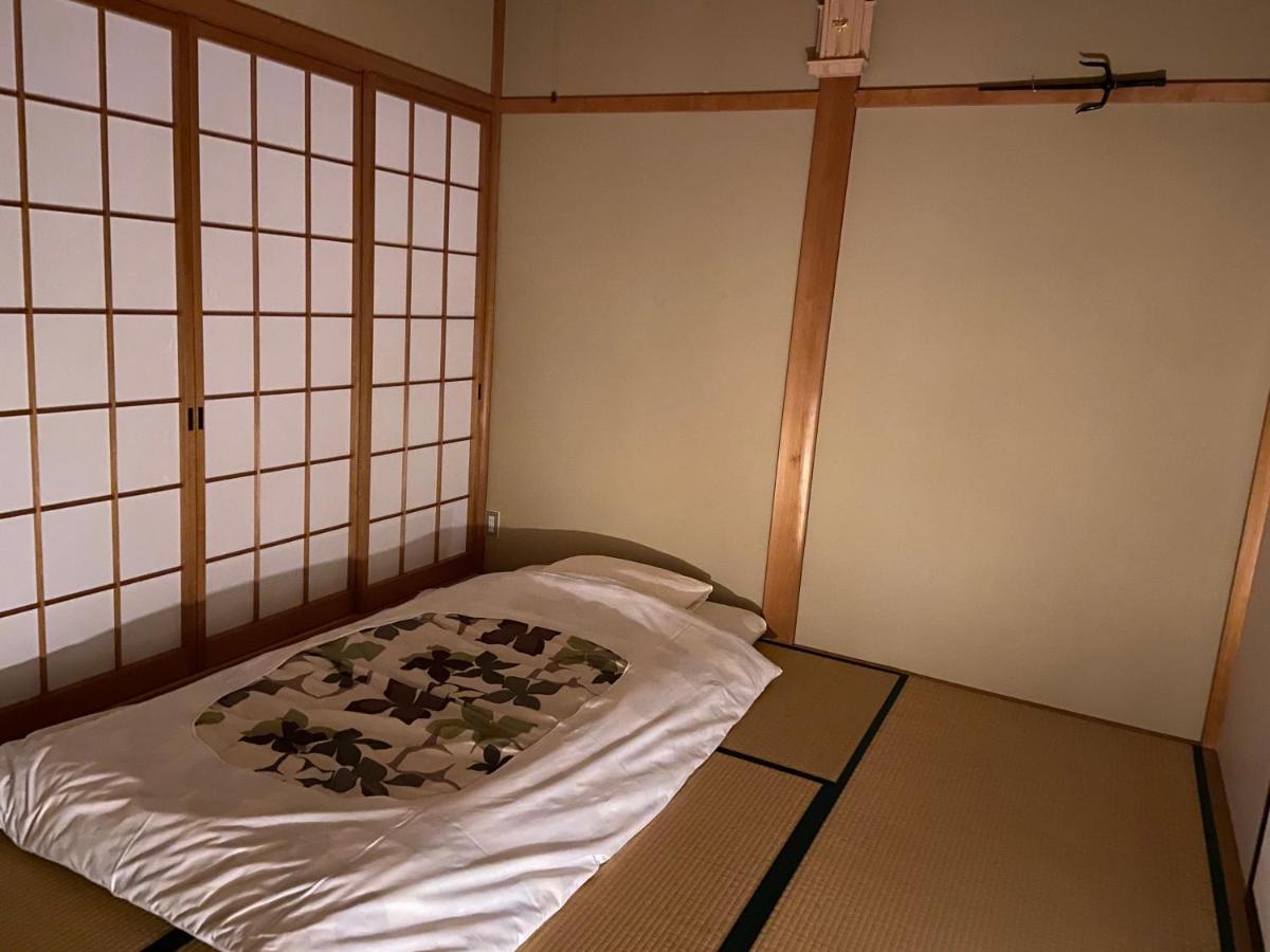 Takayama Ninja House Hotel Exterior foto