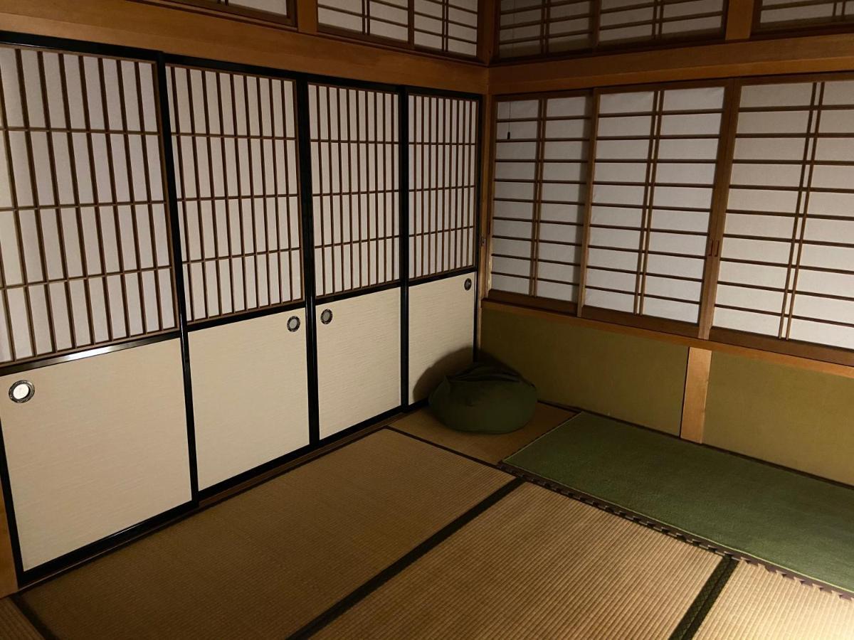 Takayama Ninja House Hotel Exterior foto
