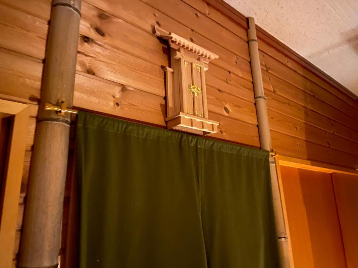 Takayama Ninja House Hotel Exterior foto