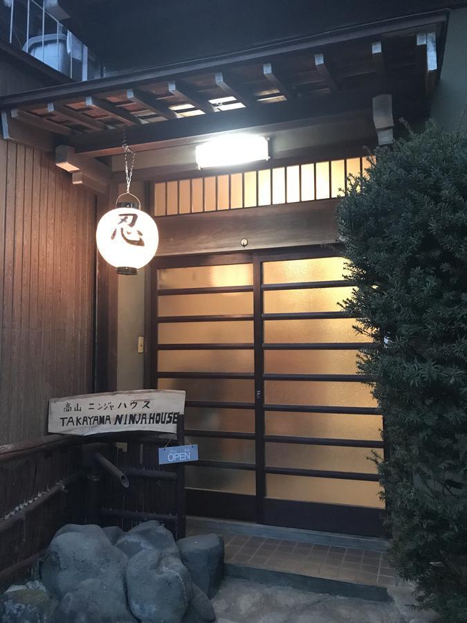 Takayama Ninja House Hotel Exterior foto