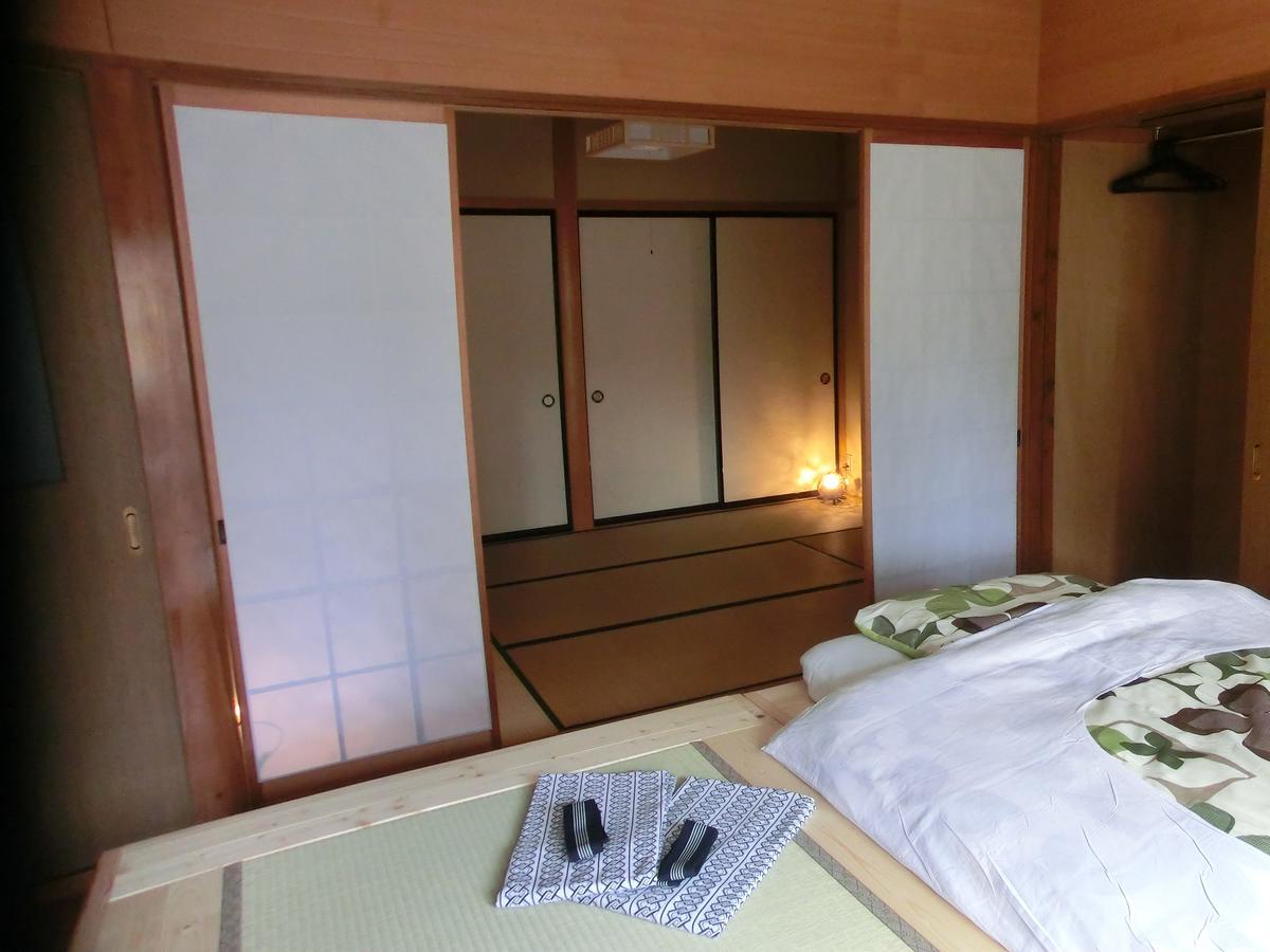 Takayama Ninja House Hotel Exterior foto